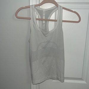 LULULEMON tank, Size 4, white